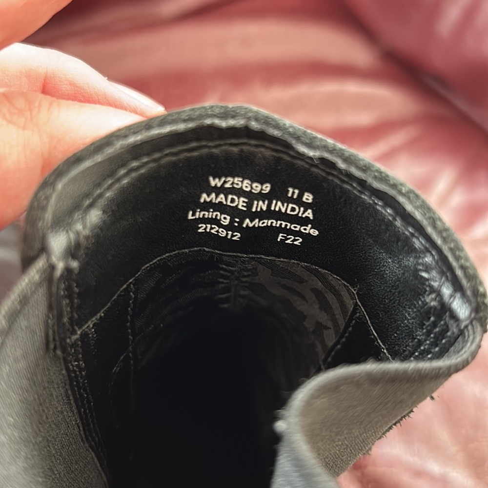 Cole Haan waterproof camea black leather Chelsea booties women’s 11 - Picture 8 of 8